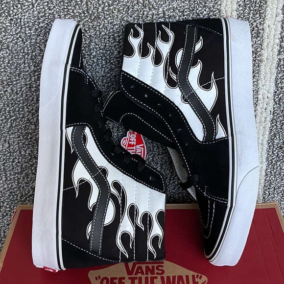 Vans Sk8-Hi Flame Black/White WMNS - Picture 12 of 16